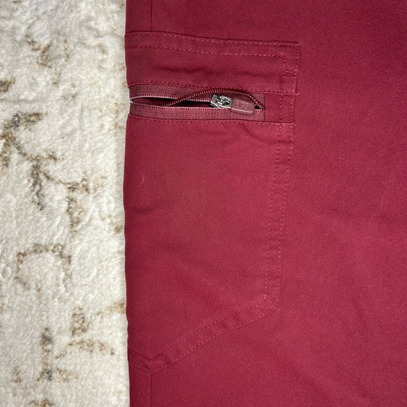 Figs burgundy high waist Zamora Jogger
Pants PO# 2443 - Picture 7 of 12